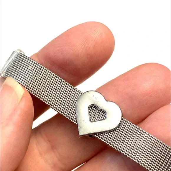 $3/20 Mesh Wristband Rhinestone Heart Charm Bracelet - Picture 4 of 8